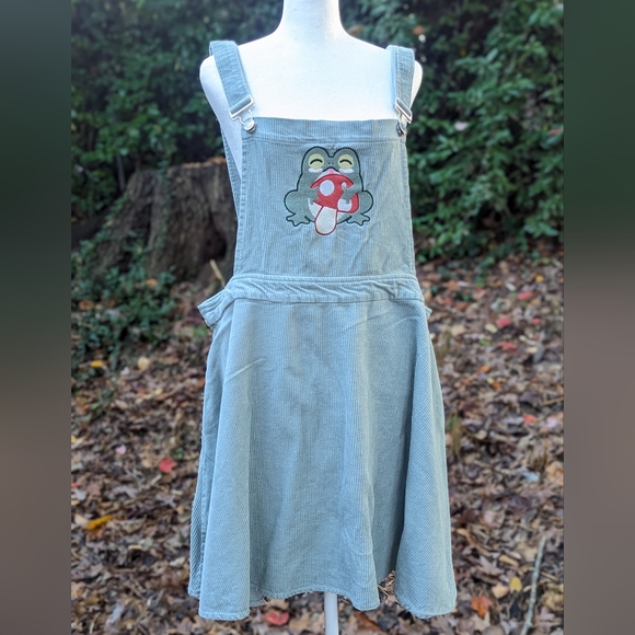 Frog & Mushroom Pastel Teal Corduroy Skirtall Plus Size - Picture 4 of 9